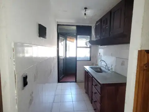 Departamento 4 ambientes con 1 baño