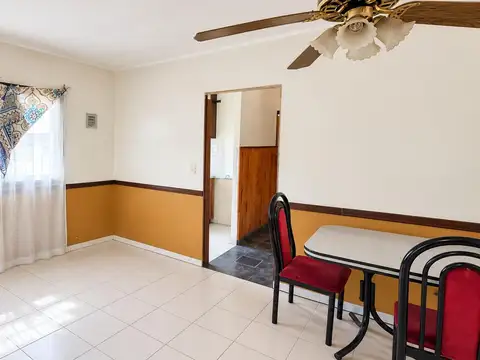 Colombia 300, Piso 1°