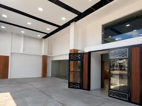 Local en Alquiler en Río Ceballos, USD 6.000