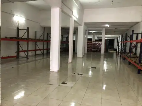LOCAL DEPOSITO 2200M2GONZALEZ CATAN MAS 4 DUPLEX