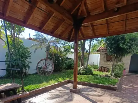 Casa en Venta en Quilmes Oeste, USD 180.000