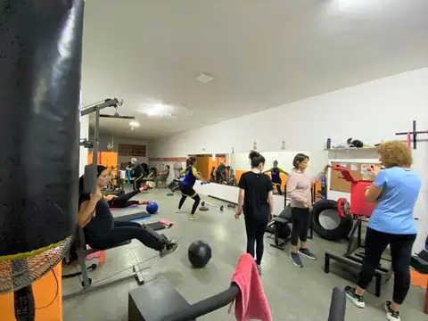 Local en Venta 40 años