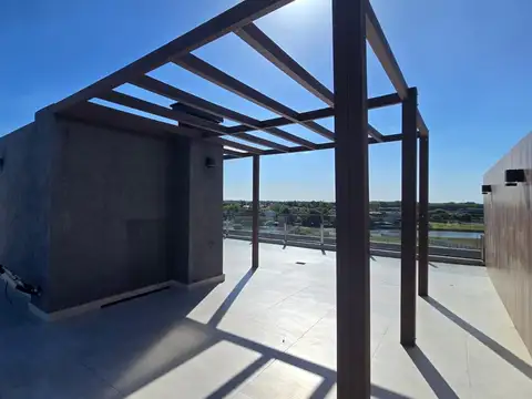 Departamento 4 ambientes con 4 baños
