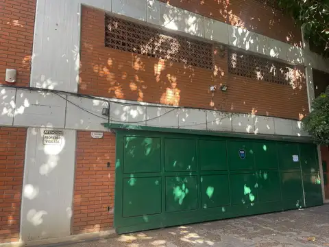 Cochera en Venta Cubierta