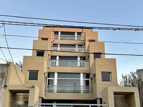Becerra 626 , Piso 4
