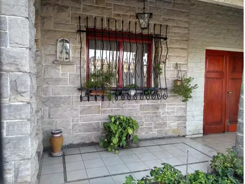 Casa en Venta en Avellaneda, USD 230.000