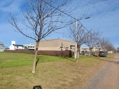 Terreno en Venta 34  mts Fondo