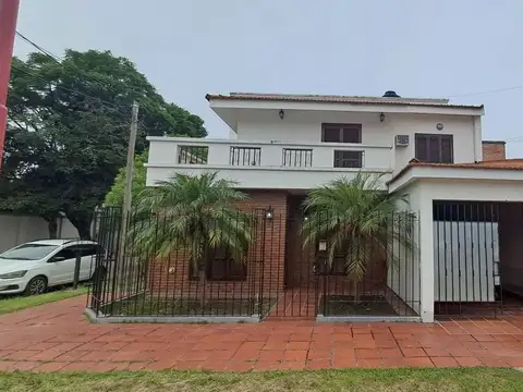 ALQUILER CASA 4 DORMITORIOS EN BARRIO CABILDO