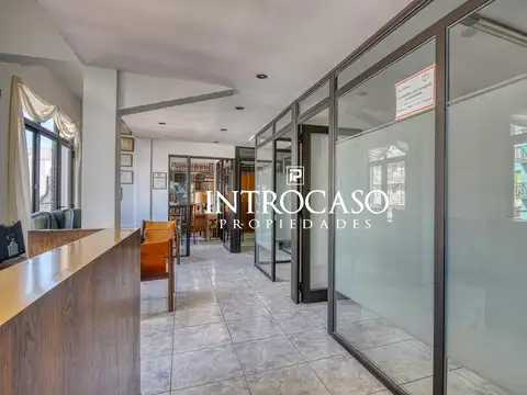 Rivadavia  al 2300