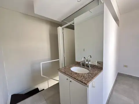 Depto Tipo Casa 2 ambientes con 1 baño
