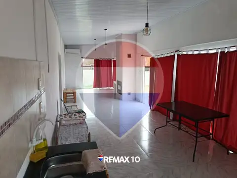 Casa en Venta con 1 cochera