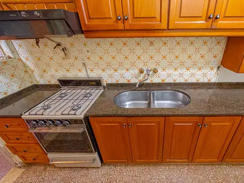 Depto Tipo Casa en Venta 56 años