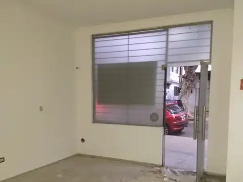 LOCAL EN VENTA A MTS DE AV. JONTE