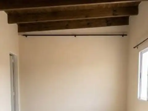 Depto Tipo Casa en Alquiler en Ituzaingó Norte, $ 470.000