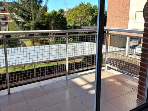 Esquel  1399 , Piso 1