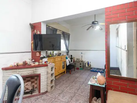 Depto Tipo Casa en Venta en Monte Castro, USD 120.000