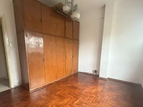 Departamento al frente 3 ambientes en Castelar Norte
