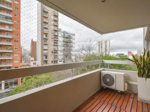 Alquiler Dto. 5 amb. con cochera Full Amenities