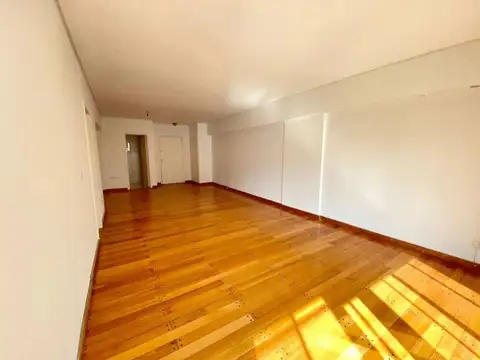 Departamento 4 ambientes con 3 baños