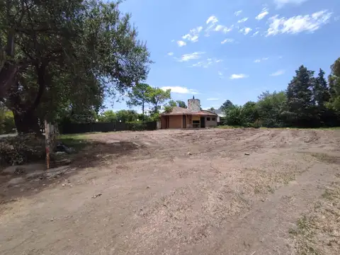 Terreno en Venta 50  mts Fondo