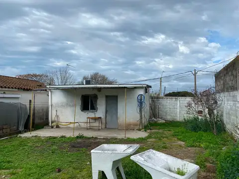 Santiago Laurnaga esquina Gorostiaga 600