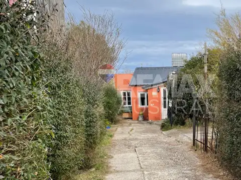 CASA TRES DORMITORIOS B° CIUDADELA