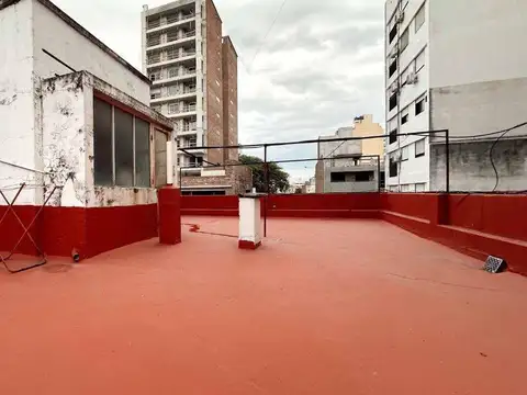 1 De Mayo 1600, Piso 2