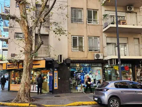 Local en Venta 40 años