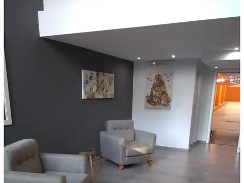 DEPARTAMENTO 2 AMB. CON COCHERA! EXCELENTE UBICACION!