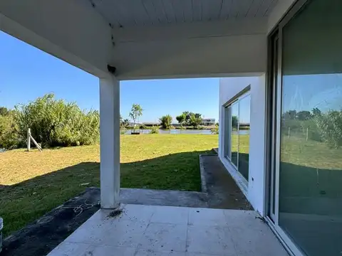 Casa a estrenar en Barrio La Cantera, Berisso
