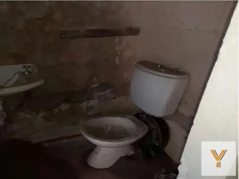 Casa en venta - 2 dormitorios 1 baño - 140mts2 - Gonnet
