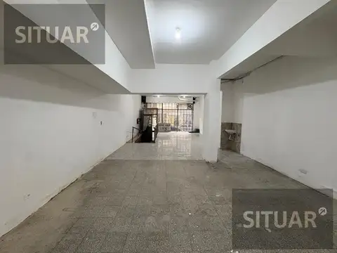 Local en Venta 40 años