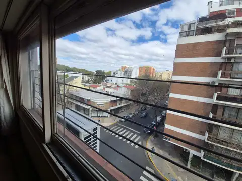 Departamento en Venta en Coghlan, USD 147.000