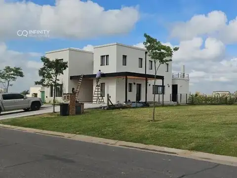 Terreno en Puertos del Lago