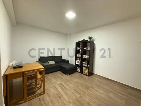 Migueletes 2000, Piso 0