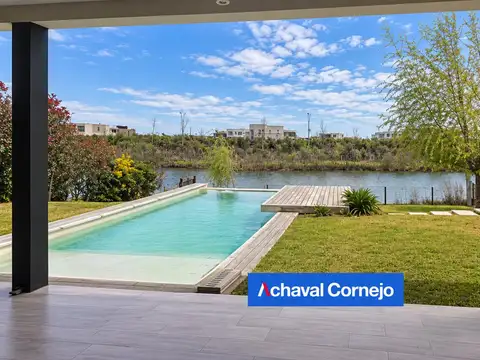 Casa 5 ambientes con 3 baños