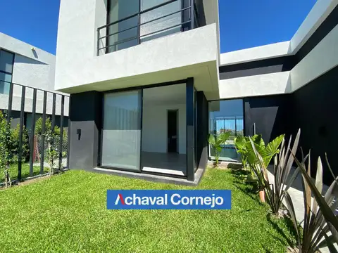 Casa en Alquiler de 4 dormitorios