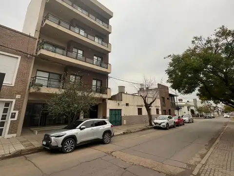 LUIS N PALMA AL 300