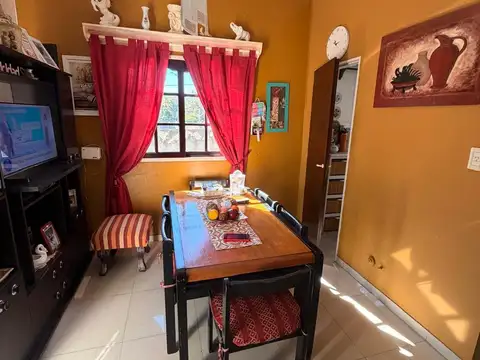 Depto Tipo Casa en Venta de 2 ambientes