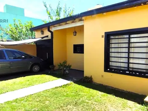 CALLE 5 ENTRE 495 Y 496 VILLA CASTELL