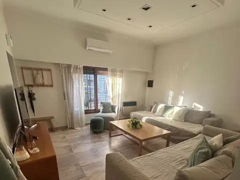 Casa en Venta en San Antonio de Padua, USD 195.000