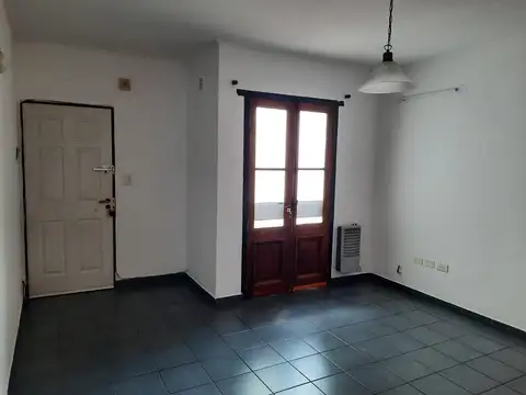 Departamento amplio con patios