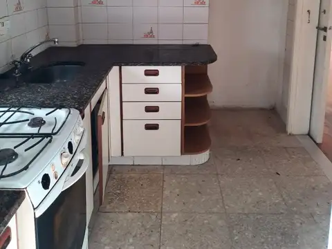 Departamento 3 ambientes con 1 baño