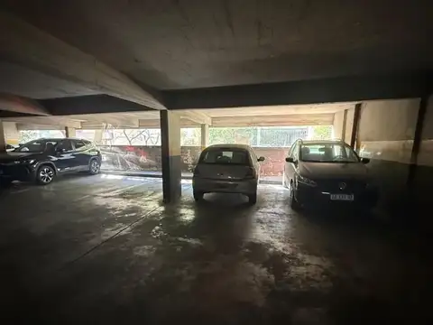 Comoda cochera en Hidalgo 62