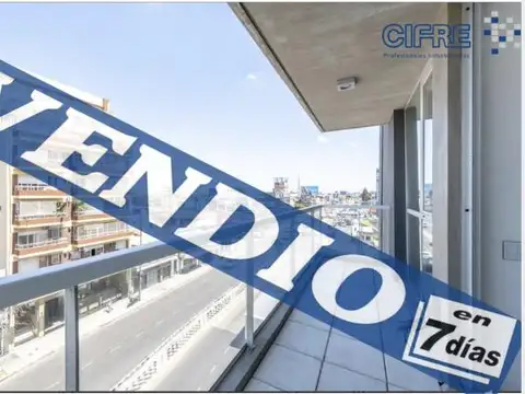 Departamento de 3 ambientes a la venta, al frente con balcón corrido.