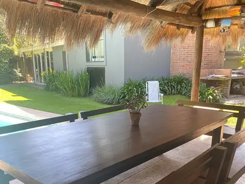 Casa  en Alquiler en El Barranco, Pilar, G.B.A. Zona Norte