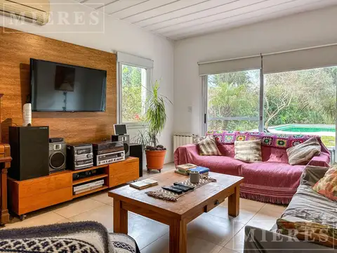 Casa en Venta con 5 cocheras
