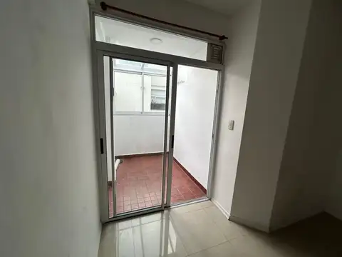VENTA - Dpto. 2 amb. en Liniers