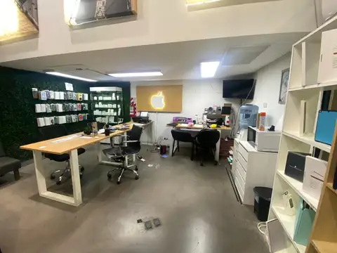 Local en Alquiler en San Nicolás, USD 360