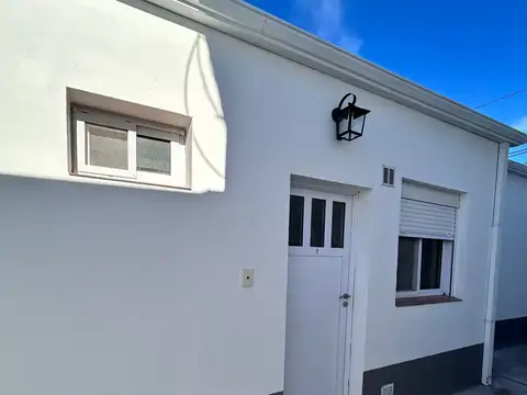 Mariano Moreno 100